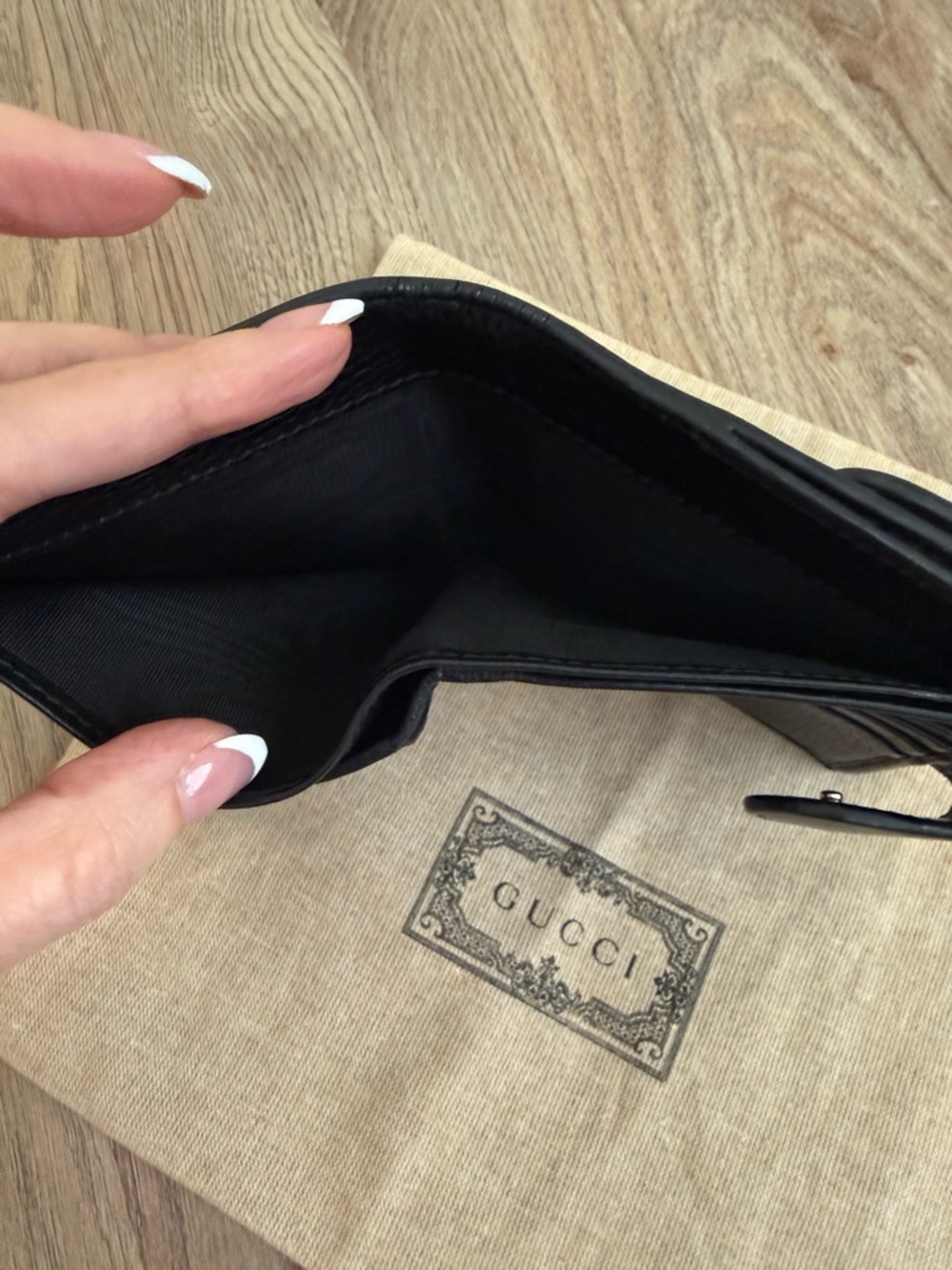 GUCCI Dollar Calfskin Interlocking G French Wallet in Black - Picture 11 of 14